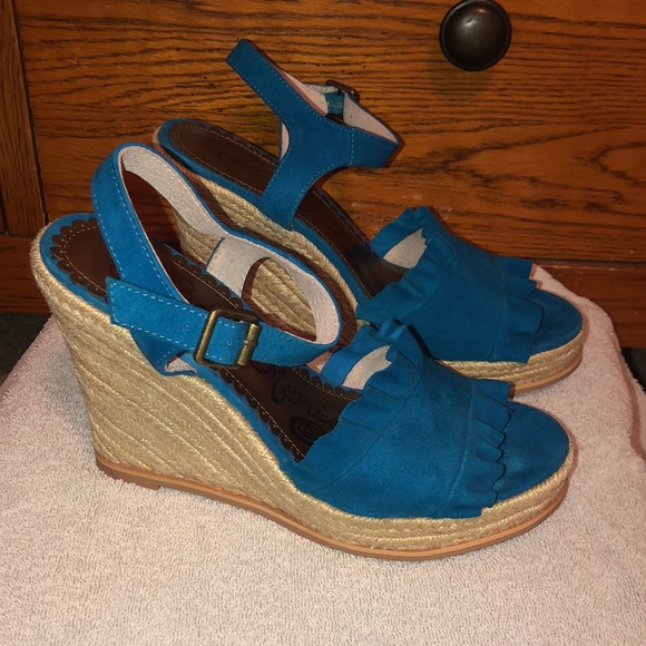 Naughty Monkey Sandals 8.5 - Picture 3 of 8